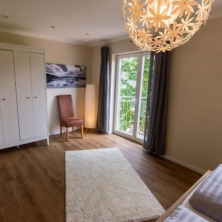 Ferienhaus Moselhoehe -Neu- Трабен-Трарбах Екстериор снимка