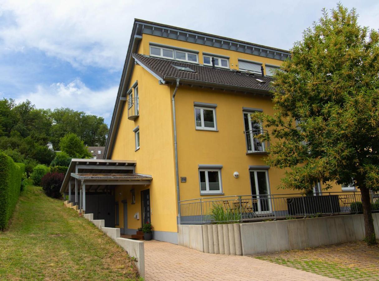 Ferienhaus Moselhoehe -Neu- Трабен-Трарбах Екстериор снимка