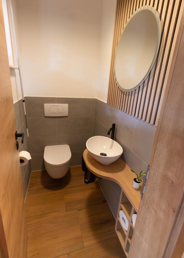Ferienhaus Moselhoehe -Neu- Трабен-Трарбах Екстериор снимка